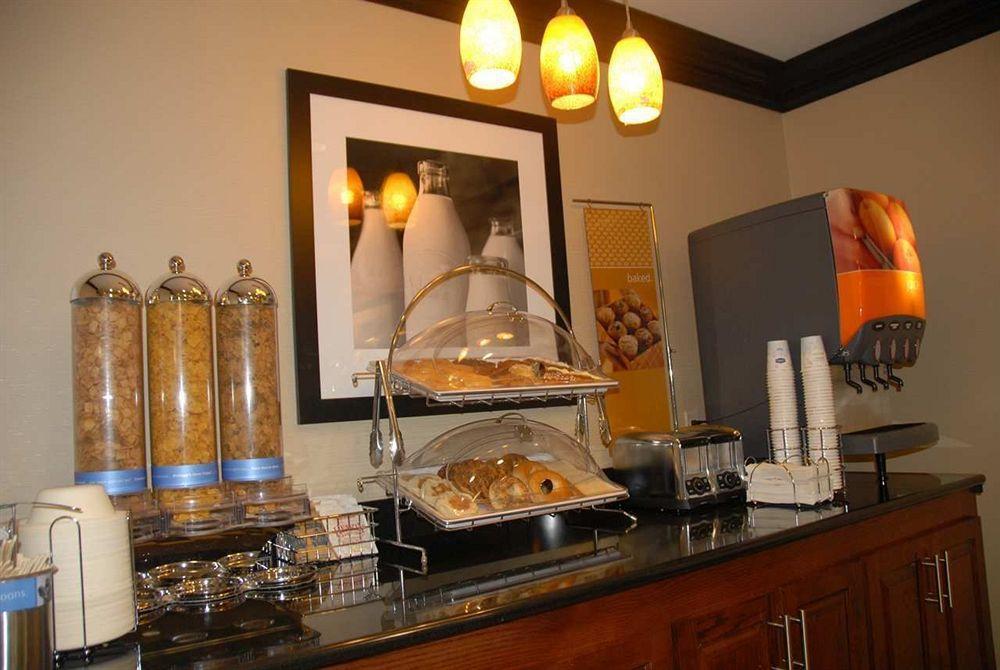 Hampton Inn - Monticello Étterem fotó