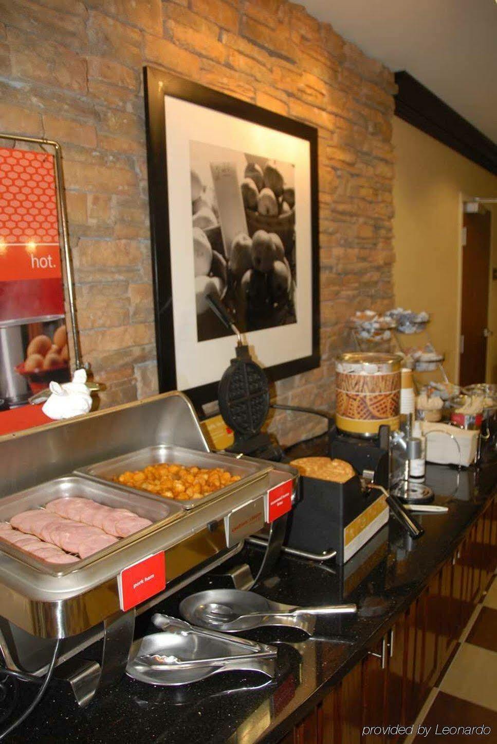 Hampton Inn - Monticello Étterem fotó